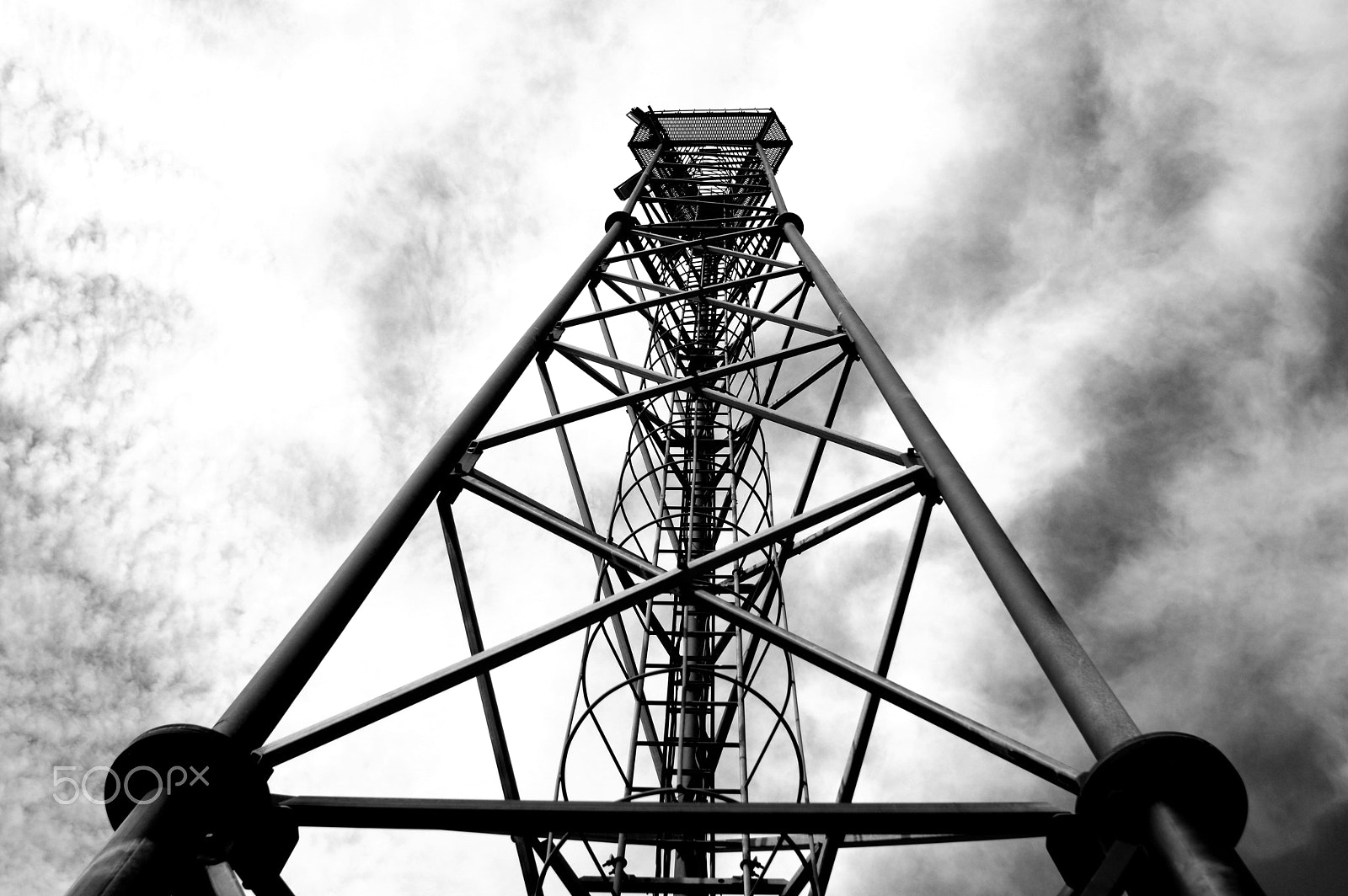 Sigma 18-200mm F3.5-6.3 DC sample photo. Tower - power photography