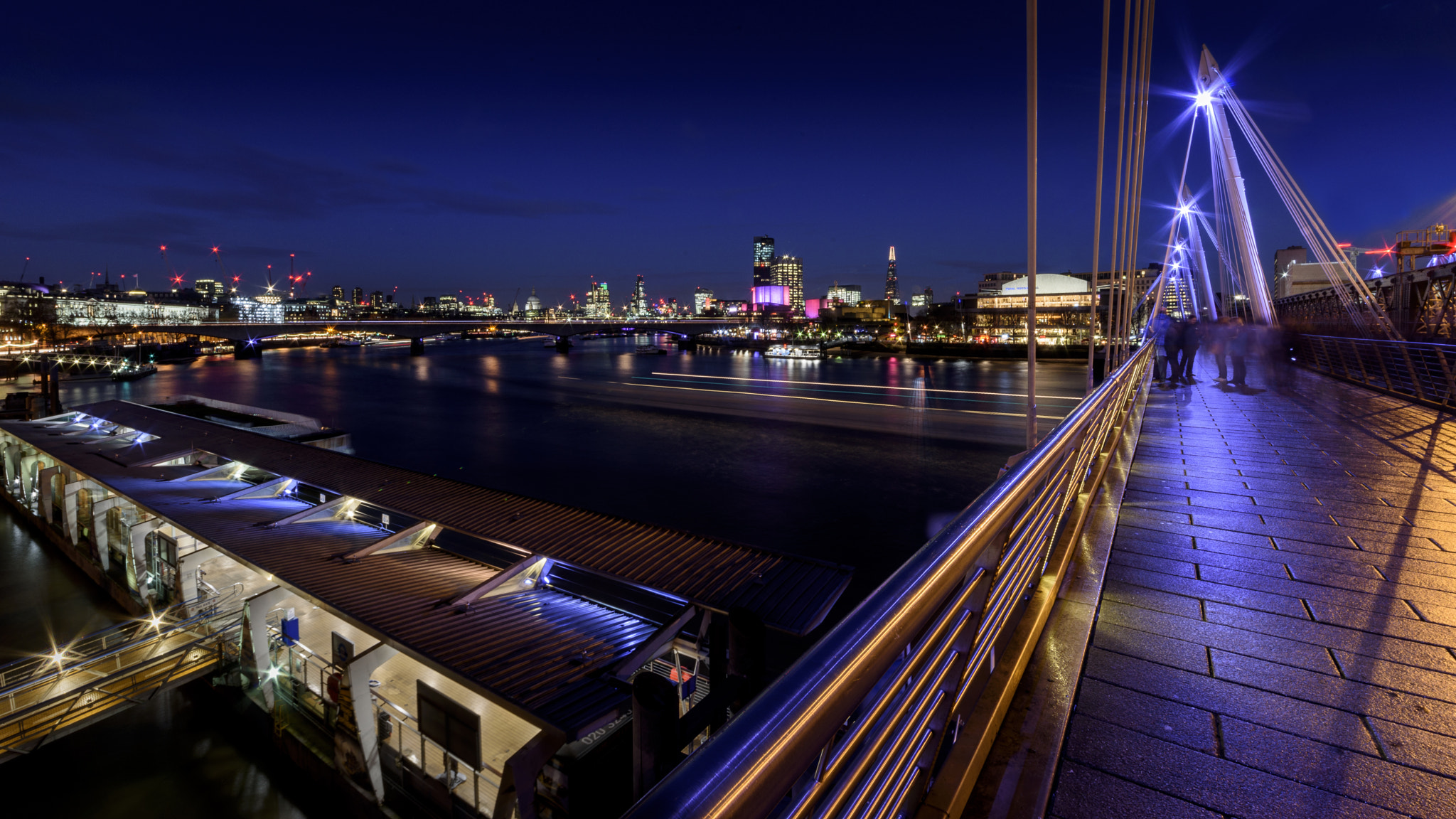 Sigma 12-24mm F4.5-5.6 II DG HSM sample photo. London, 5pm photography