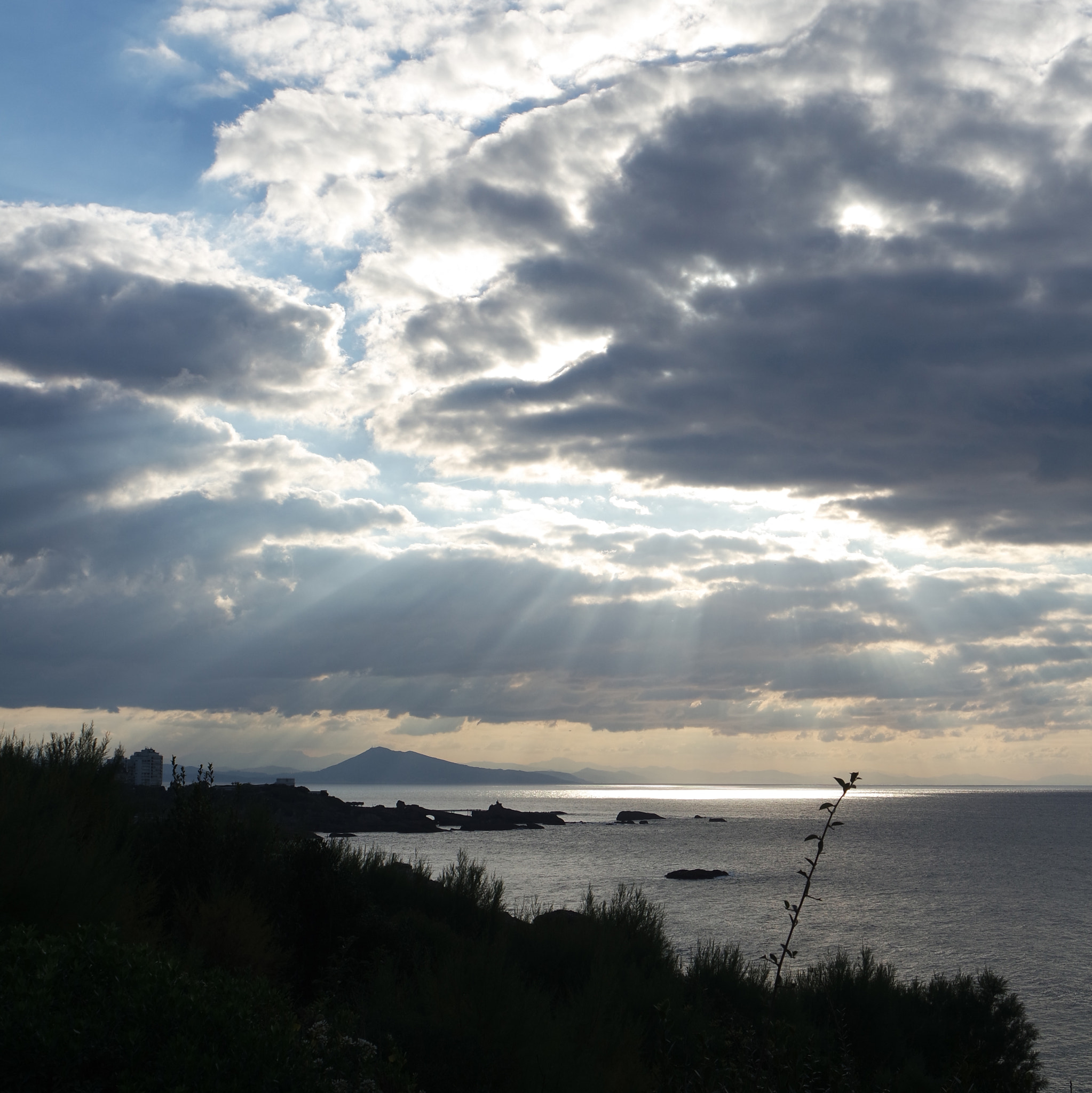 Samsung NX 16-50mm F3.5-5.6 Power Zoom ED OIS sample photo. Horizon photography