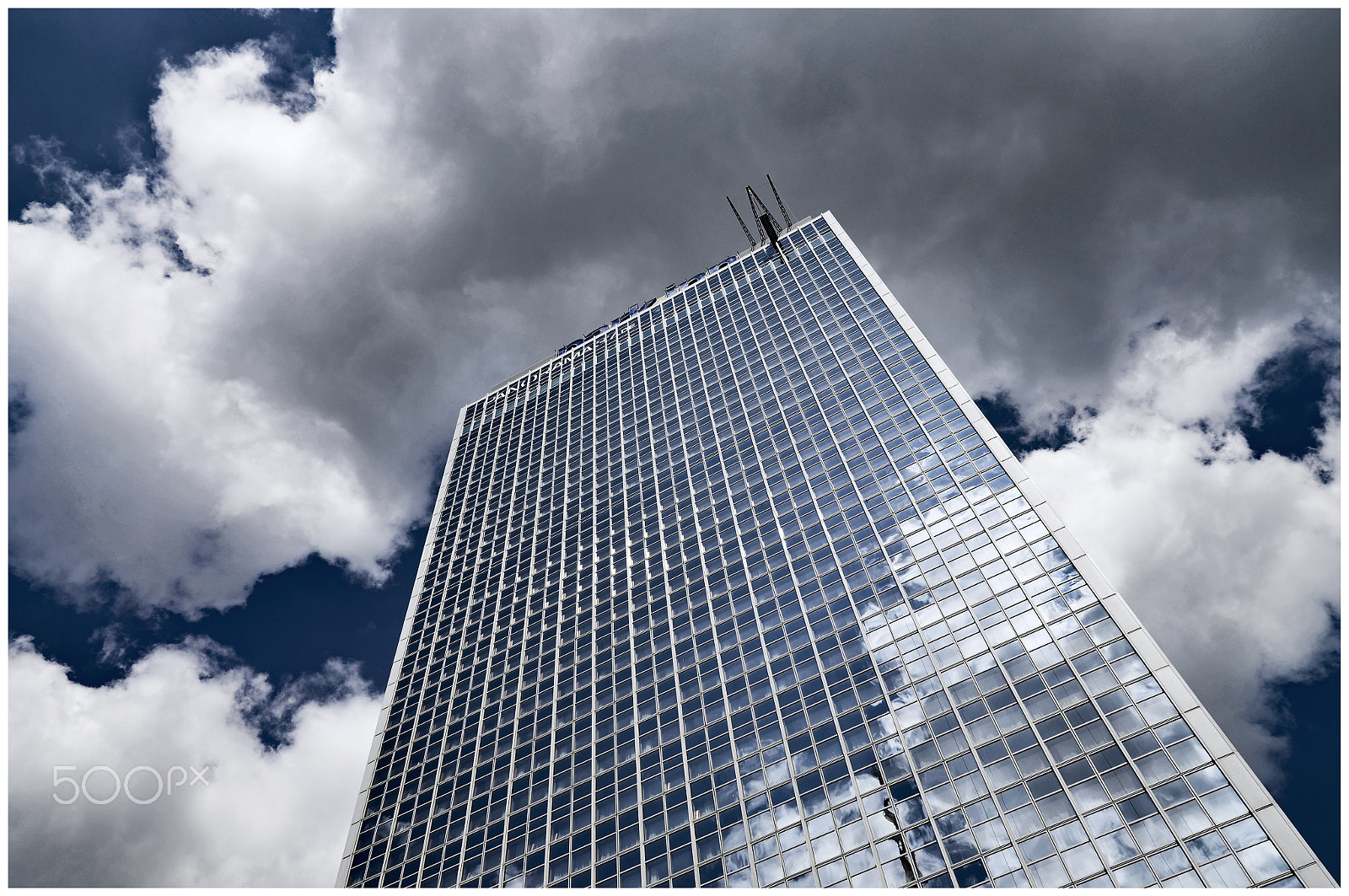 Nikon D7000 + Sigma 18-50mm F2.8 EX DC sample photo. Never ending sky photography