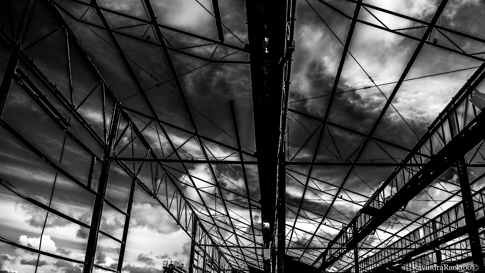 Canon EOS M2 sample photo. Stormy photography