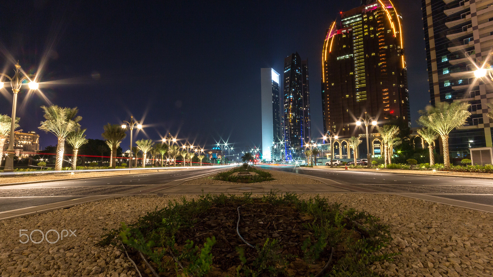 Canon EOS 700D (EOS Rebel T5i / EOS Kiss X7i) + Sigma 10-20mm F4-5.6 EX DC HSM sample photo. Downtown abu dhabi photography