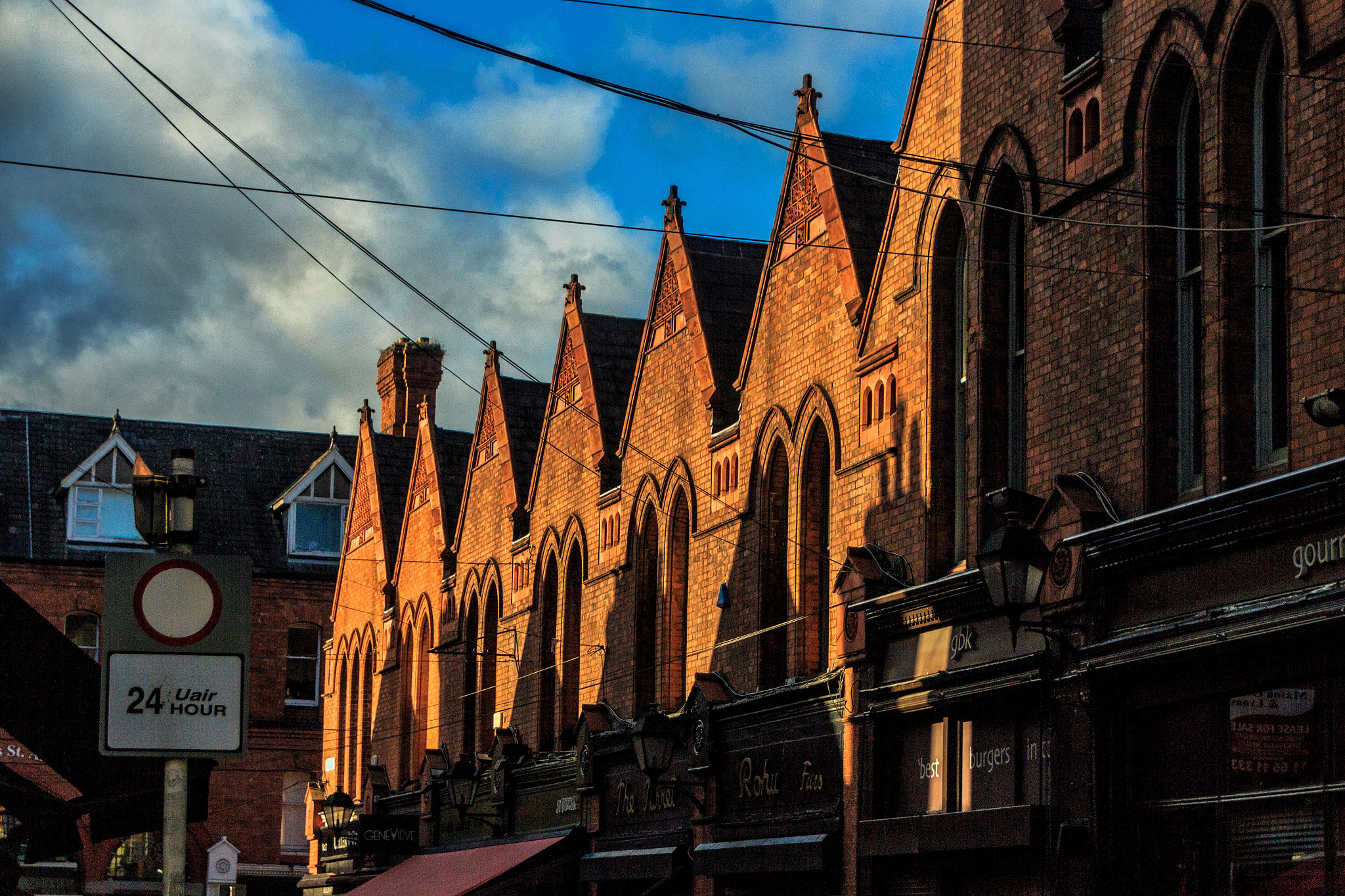 Canon EOS M sample photo. Dublin street photography