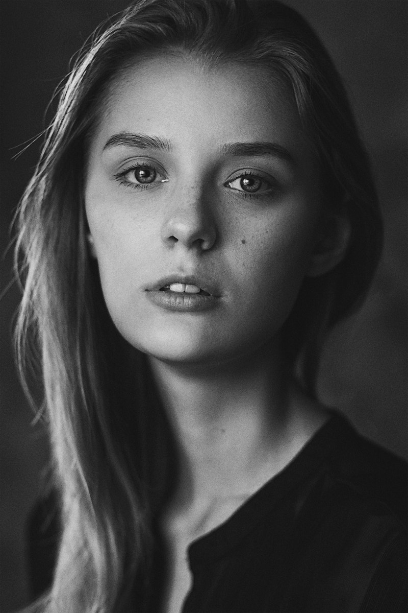 Canon EOS 650D (EOS Rebel T4i / EOS Kiss X6i) + Canon EF 85mm F1.8 USM sample photo. Dasha photography