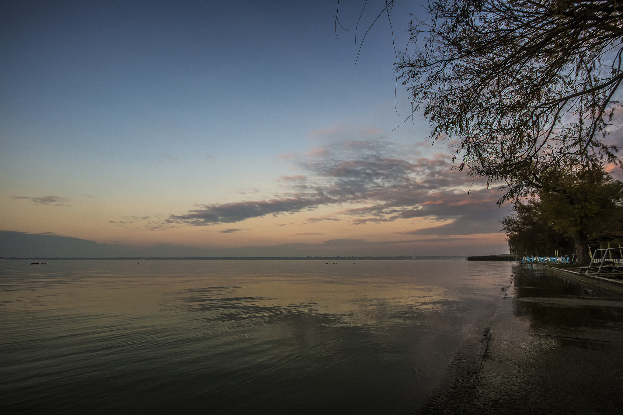 Canon EOS 700D (EOS Rebel T5i / EOS Kiss X7i) + Sigma 10-20mm F4-5.6 EX DC HSM sample photo. Autumn balaton photography