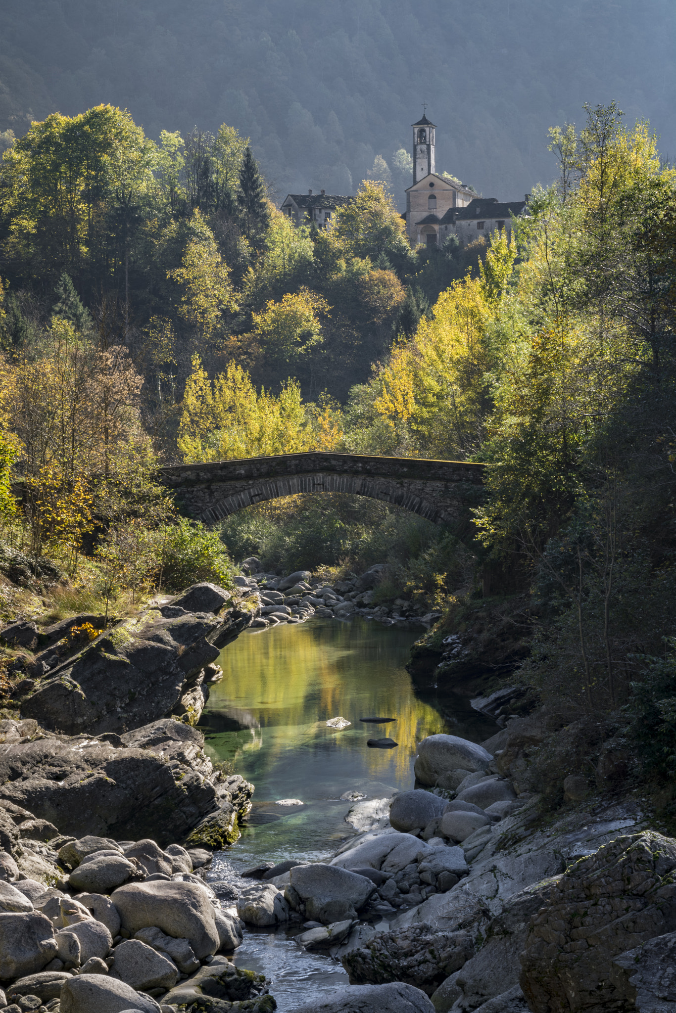 Nikon D7100 + Nikon AF Micro-Nikkor 60mm F2.8D sample photo. Autumn atmosphere photography