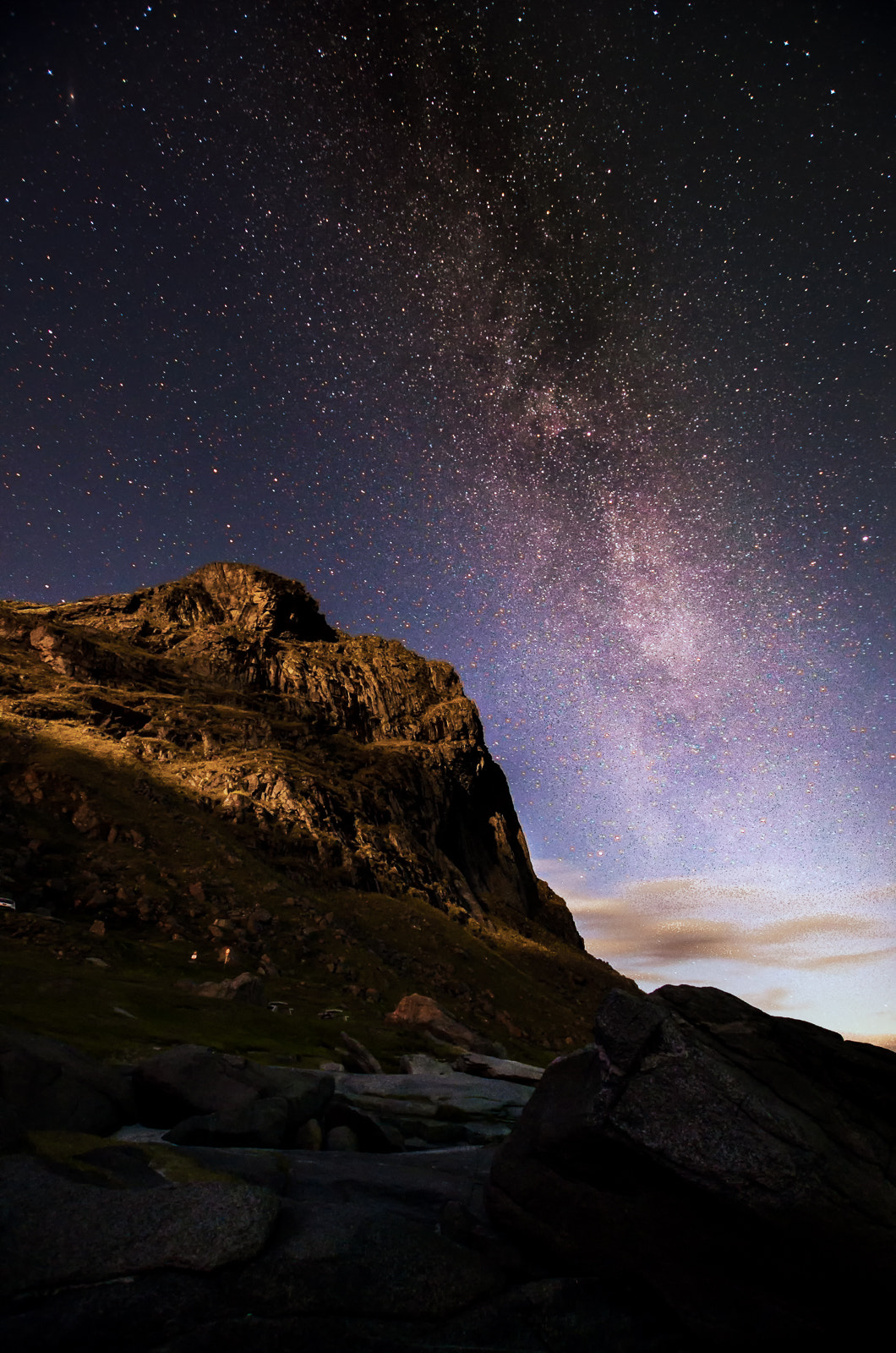 Sigma 10-20mm F3.5 EX DC HSM sample photo. Stars over norway photography