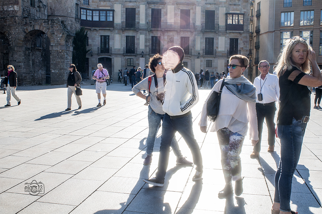 Nikon D300S + Nikon AF Nikkor 24mm F2.8D sample photo. Plaça de la catedral photography