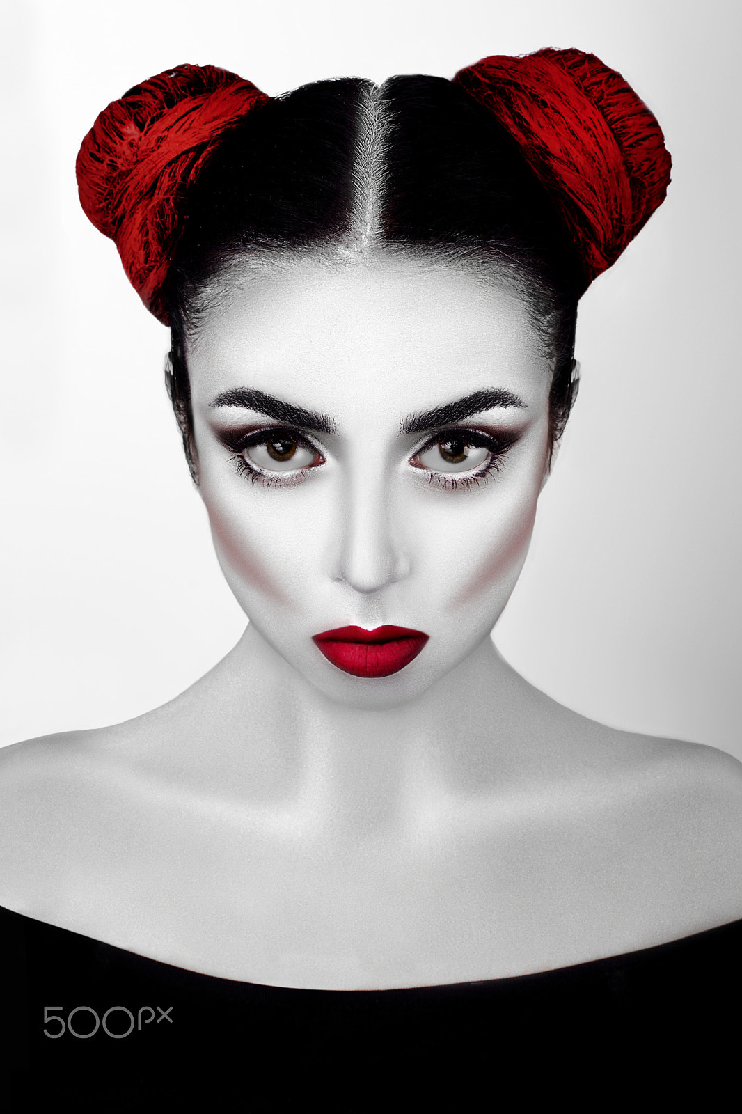 Canon EF 50mm F1.8 II sample photo. Vampire makeup fashion art design photography