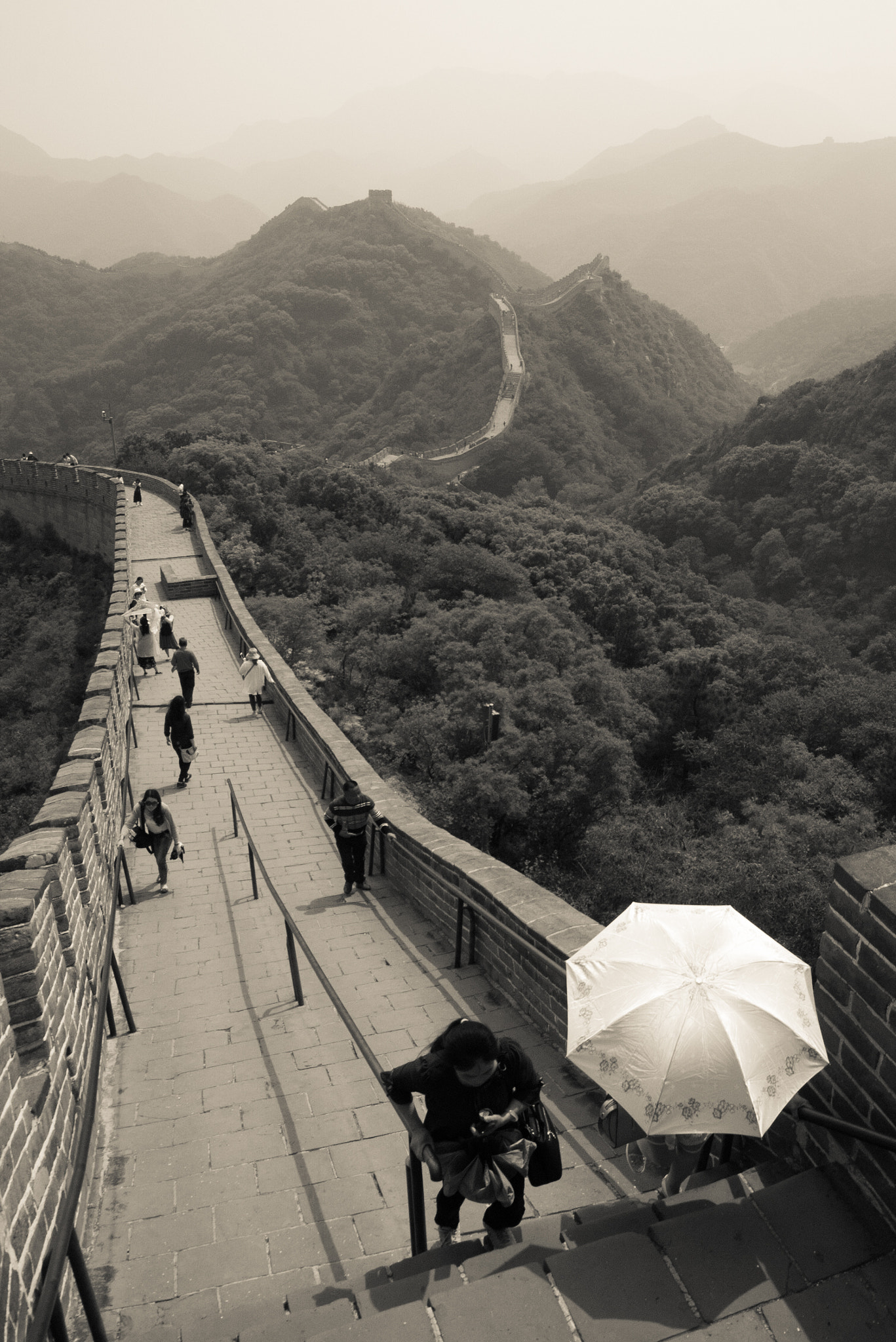 Nikon D80 sample photo. An umbrella & the great wall photography