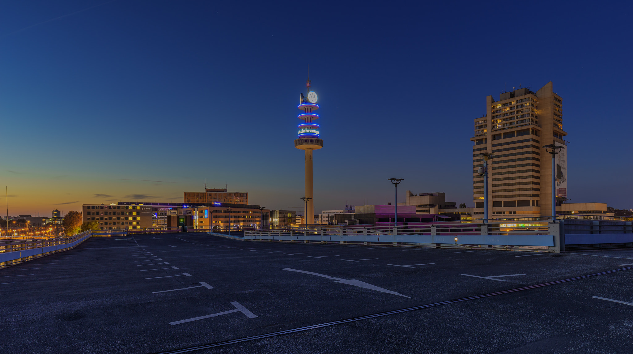 Tamron 18-270mm F3.5-6.3 Di II PZD sample photo. Hannover city photography