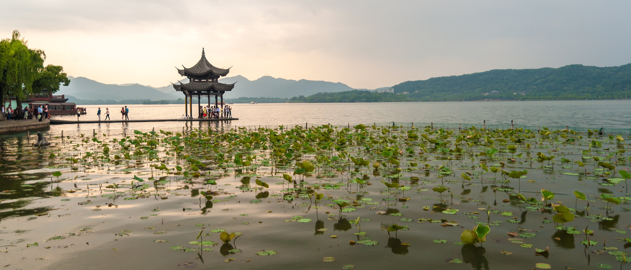 Nikon D80 sample photo. West lake in hangzhou photography