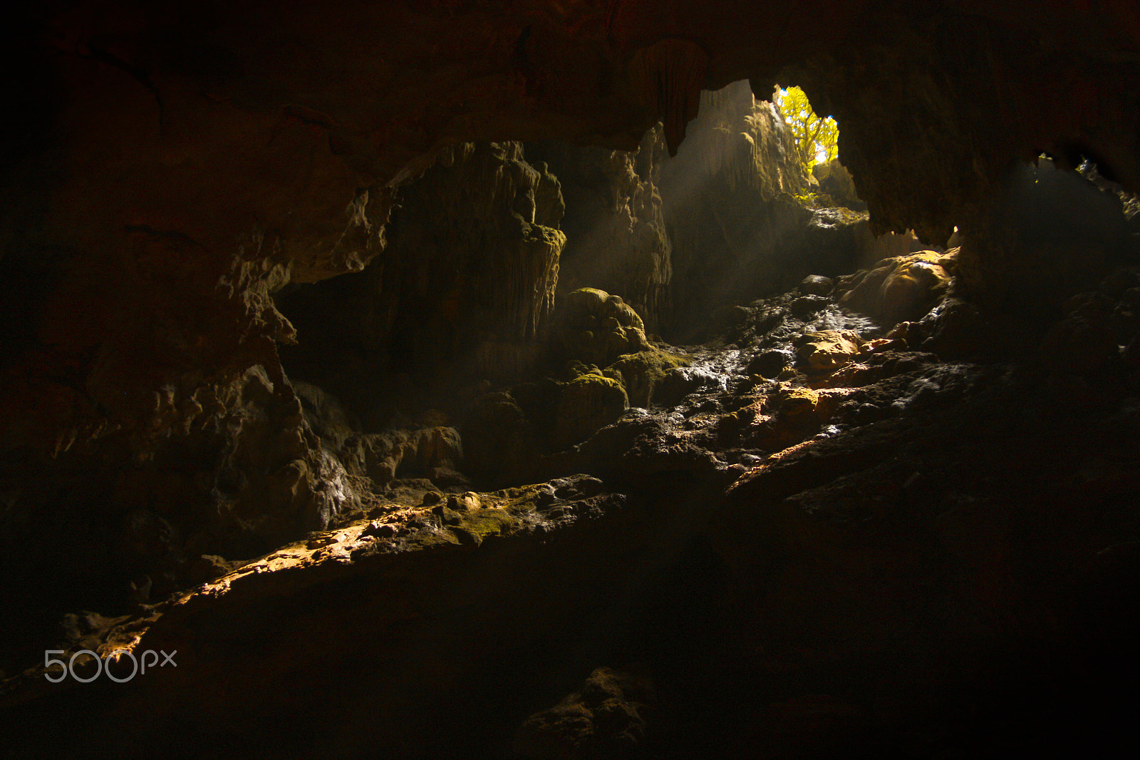 Canon EF 24-85mm F3.5-4.5 USM sample photo. Cave vietnam photography