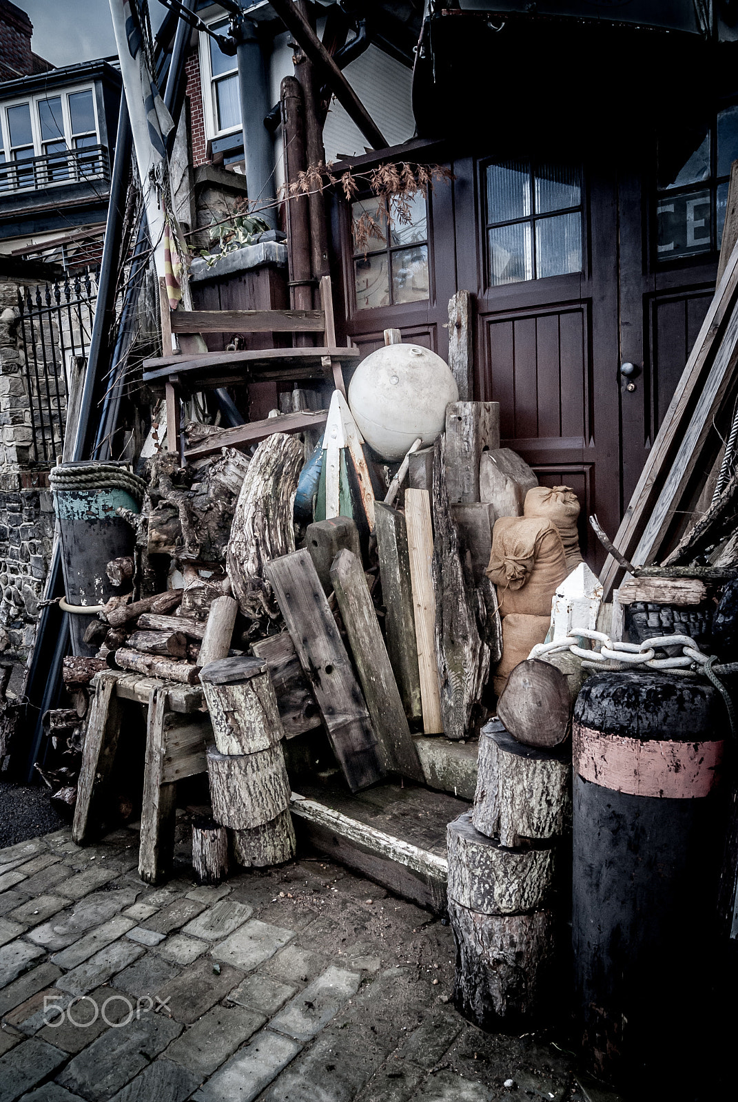 Sony Alpha DSLR-A330 sample photo. Chandlery odds photography