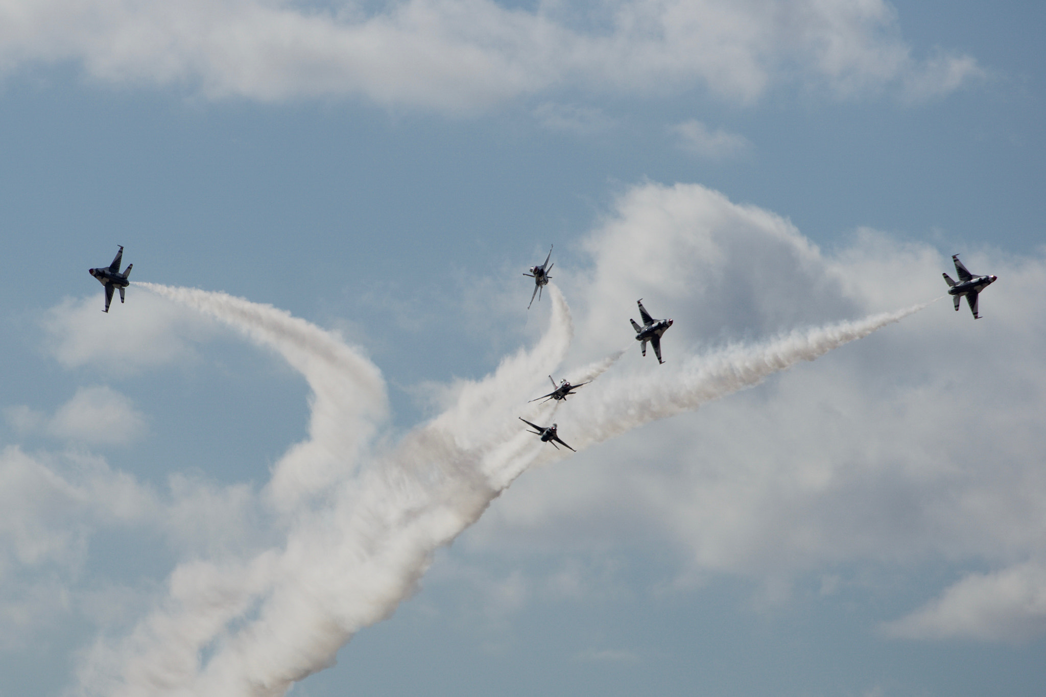 Sony a6000 + Sony FE 70-200mm F4 G OSS sample photo. U.s. air force's aerobatics squadron photography