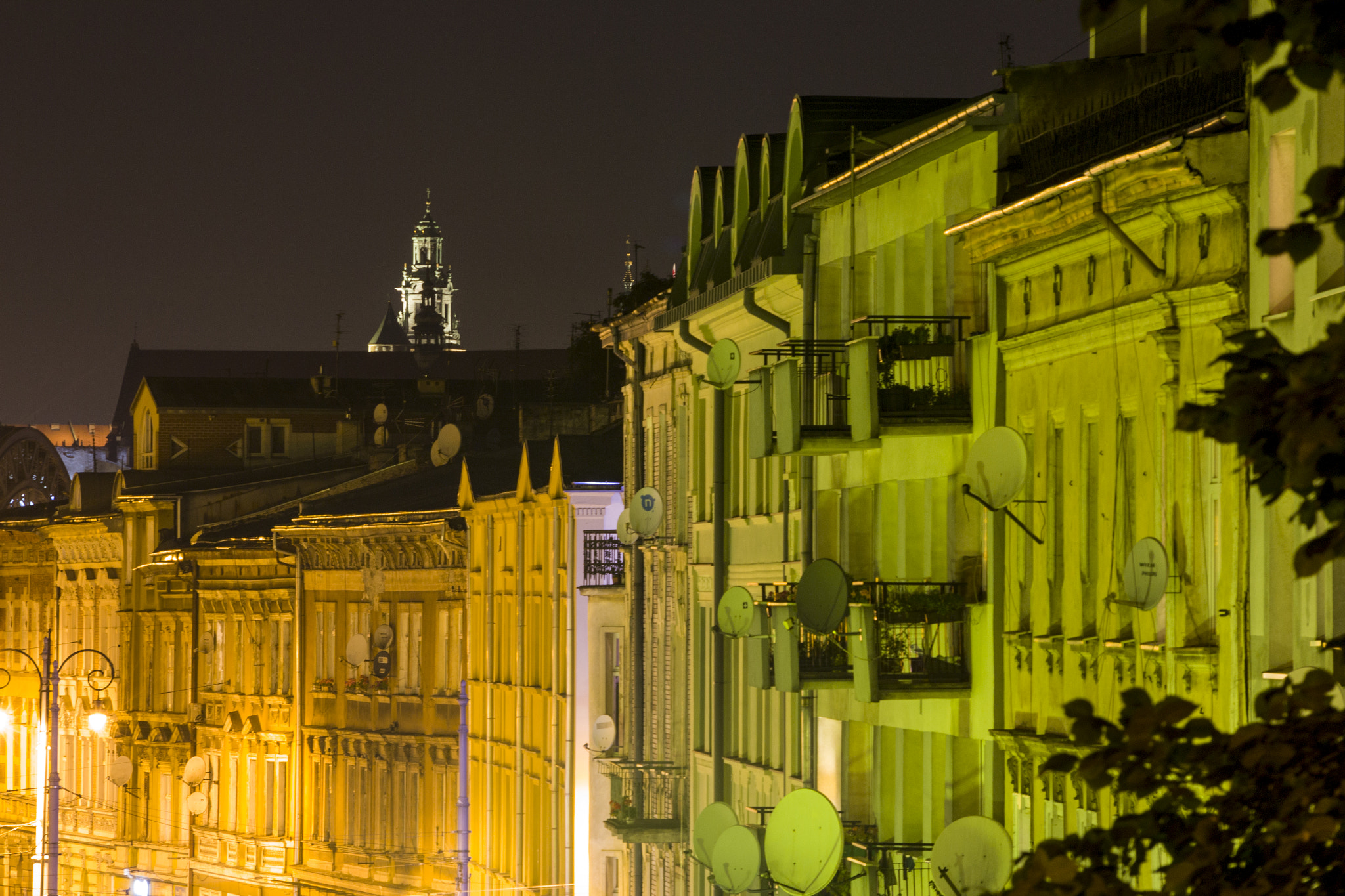 Sigma 70-300mm F4-5.6 APO DG Macro sample photo. Cracow tenement houses photography