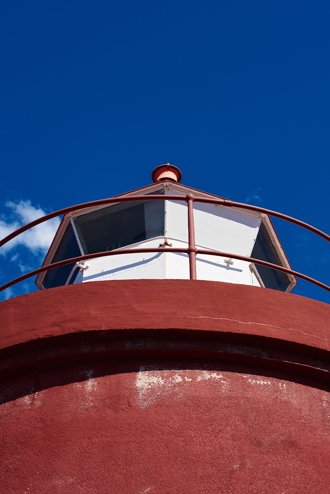 Nikon AF Nikkor 50mm F1.4D sample photo. Molja lighthouse in aalesund photography
