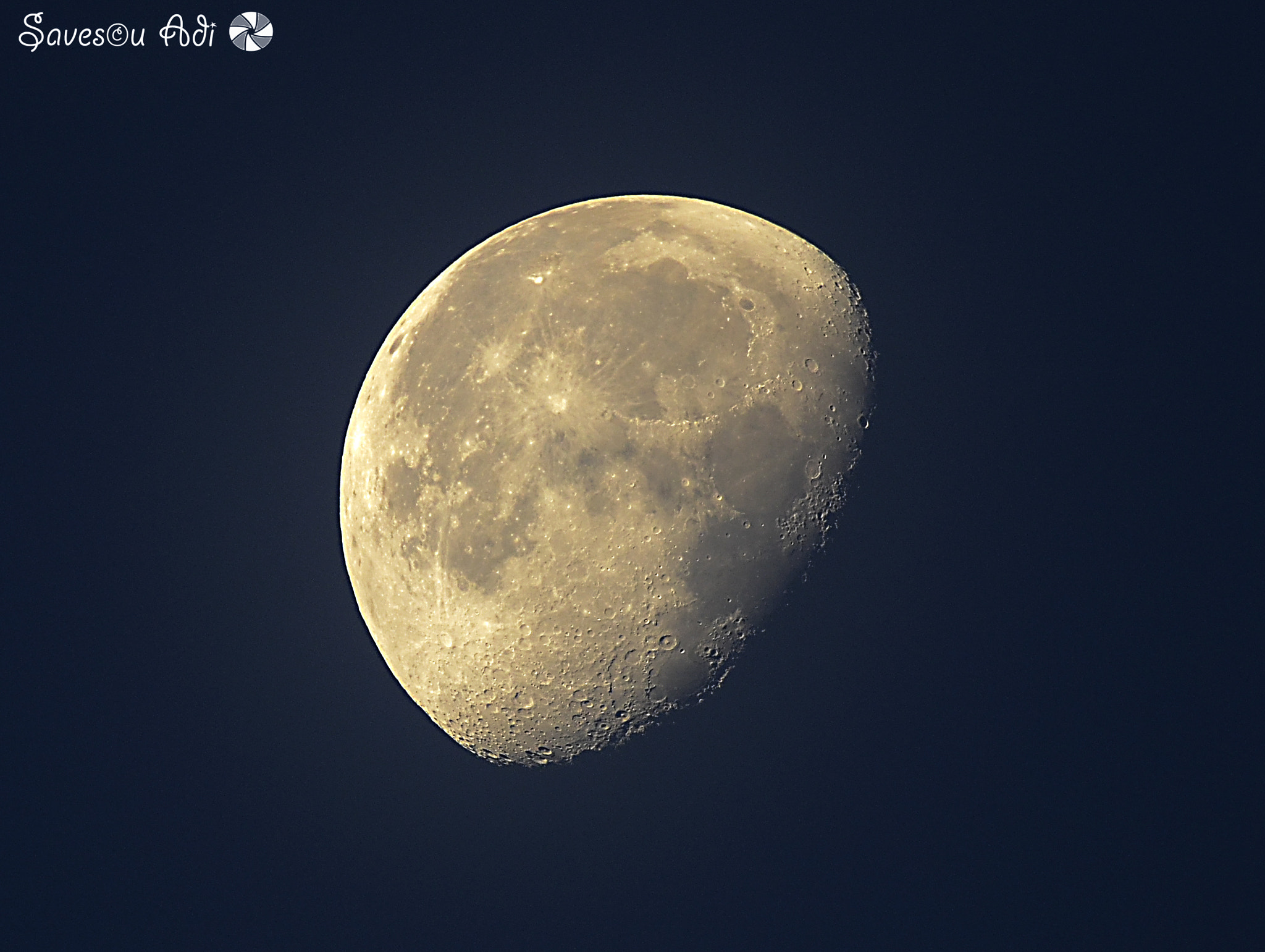 Sigma 150-600mm F5-6.3 DG OS HSM | C sample photo. Moon photography