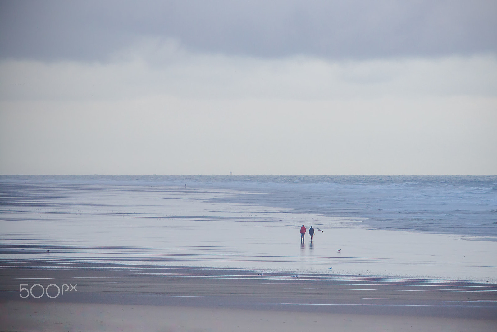 Canon EF 100-400mm F4.5-5.6L IS USM sample photo. Couple walking on the beach. photography