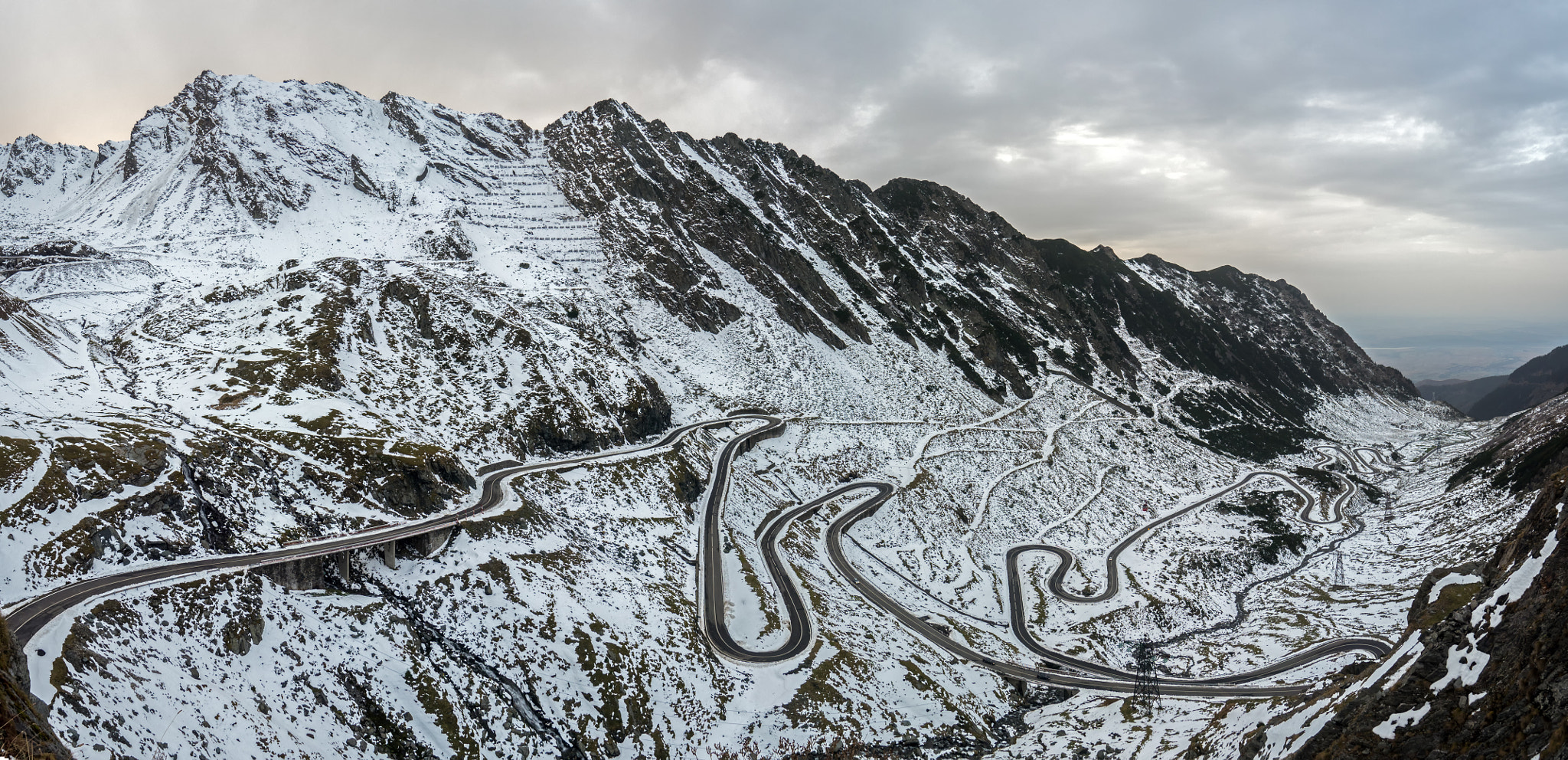 Olympus OM-D E-M5 II + OLYMPUS M.9-18mm F4.0-5.6 sample photo. Transfagarasan panorama photography