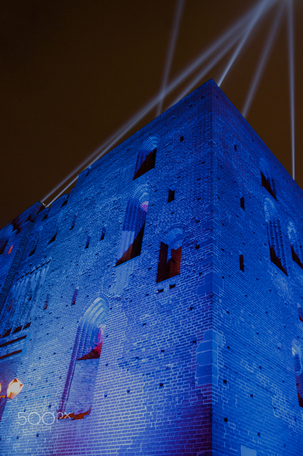 Sigma AF 10-20mm F4-5.6 EX DC sample photo. Architectural lighting and light art festival in tartu photography
