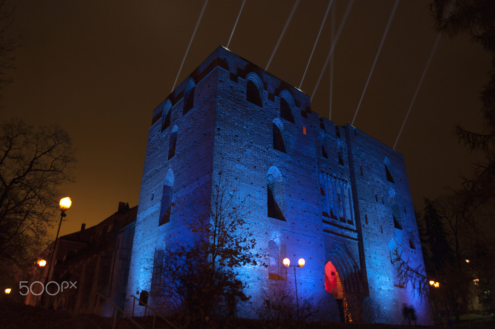 Sigma AF 10-20mm F4-5.6 EX DC sample photo. Architectural lighting and light art festival in tartu photography