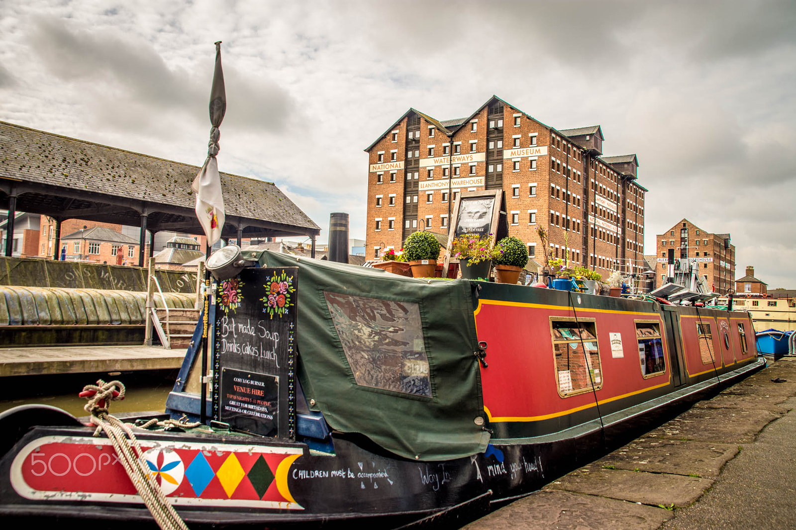 Nikon D7200 + Sigma 18-200mm F3.5-6.3 DC sample photo. Gloucester docks photography