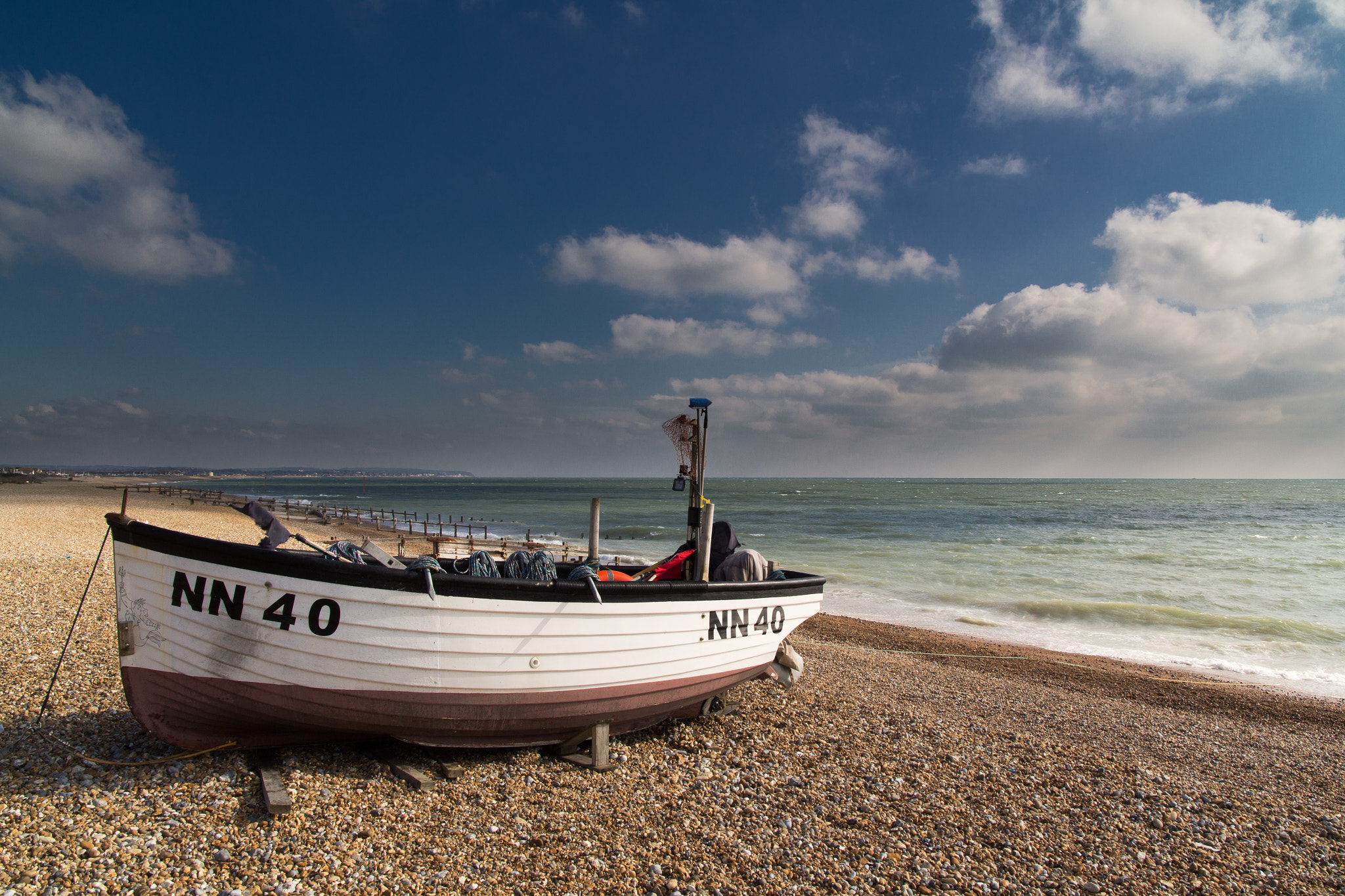 Sigma 17-70mm F2.8-4 DC Macro OS HSM sample photo. Nn40 on pevensey bay beach photography