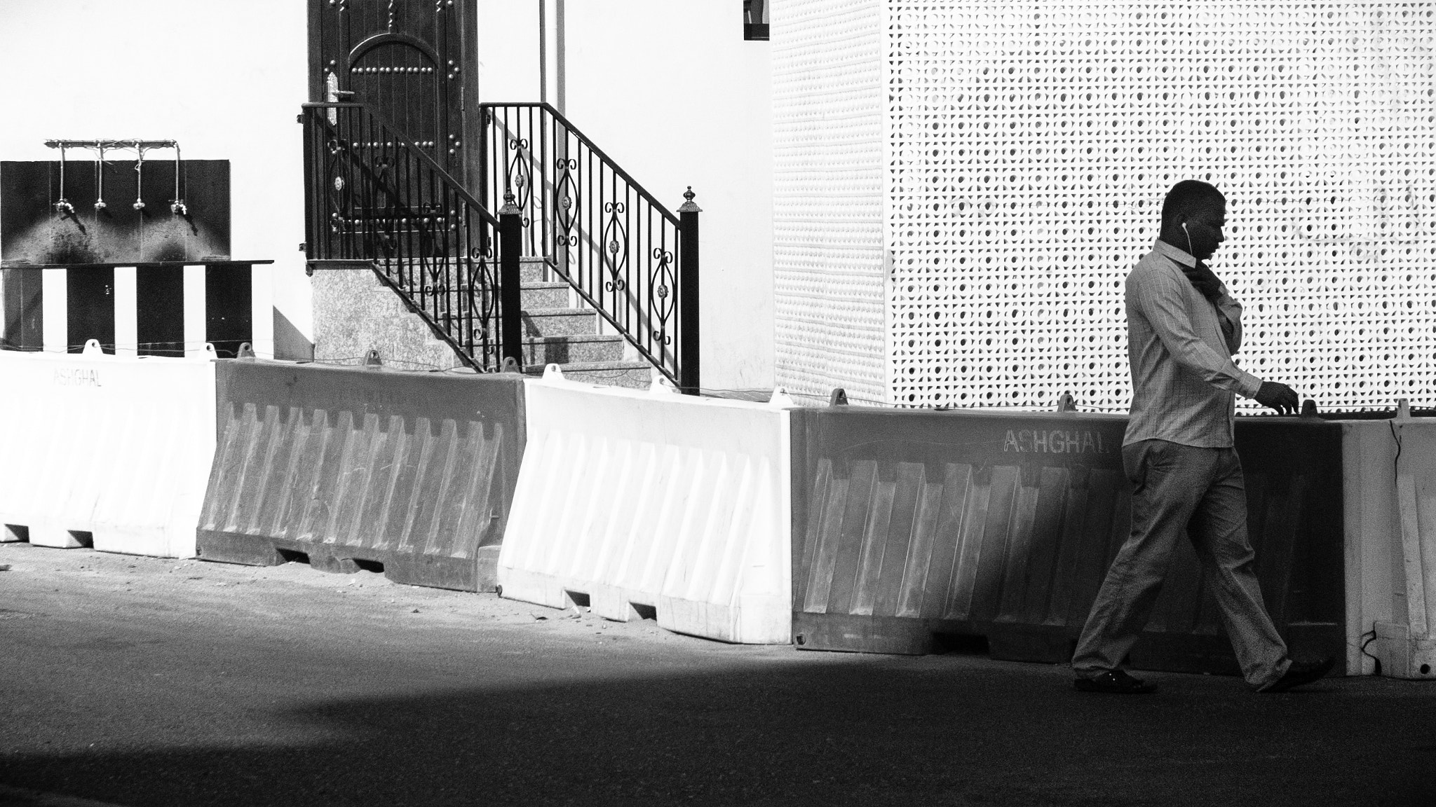 Nikon D60 sample photo. Walk 05 photography