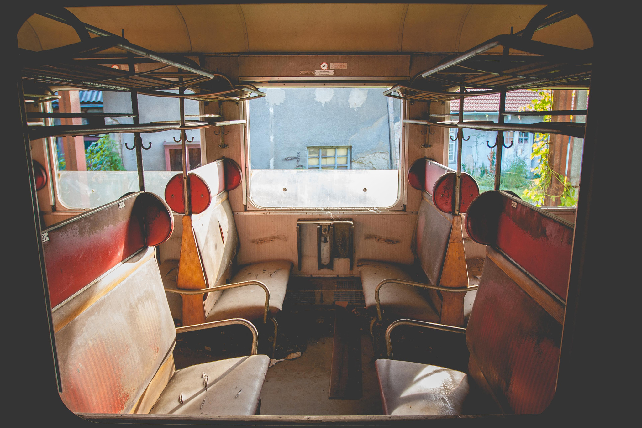 Canon EF 16-35mm F2.8L II USM sample photo. Abandoned train photography