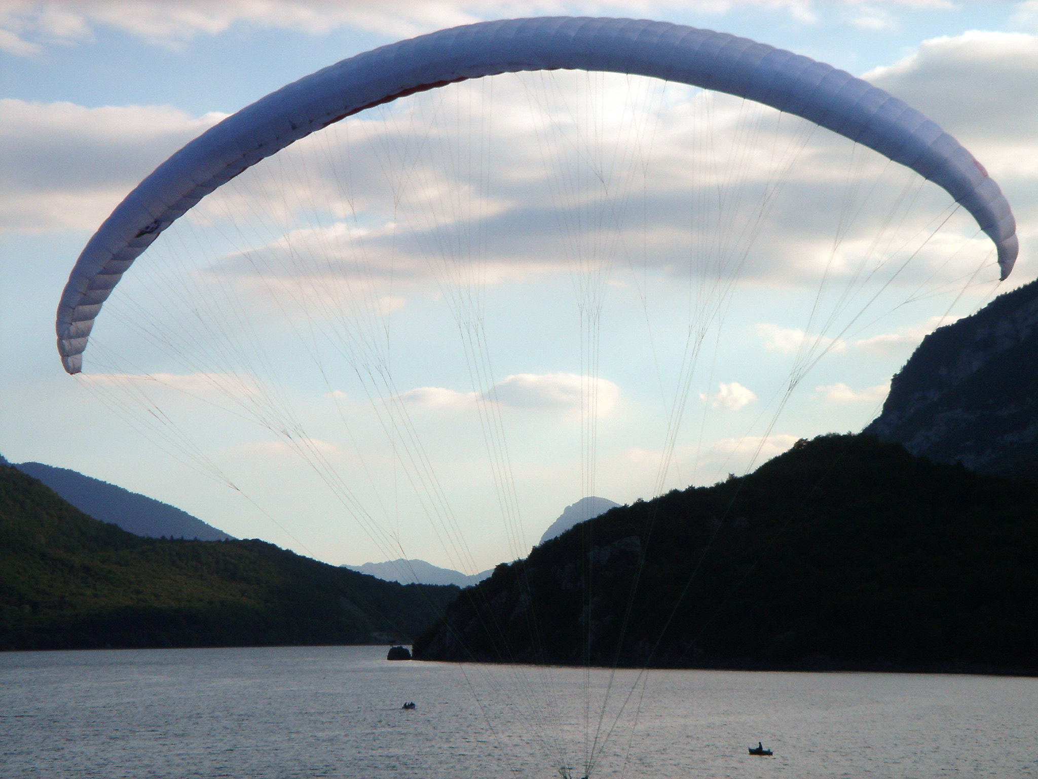 Sony DSC-T1 sample photo. Parapendio a molveno photography