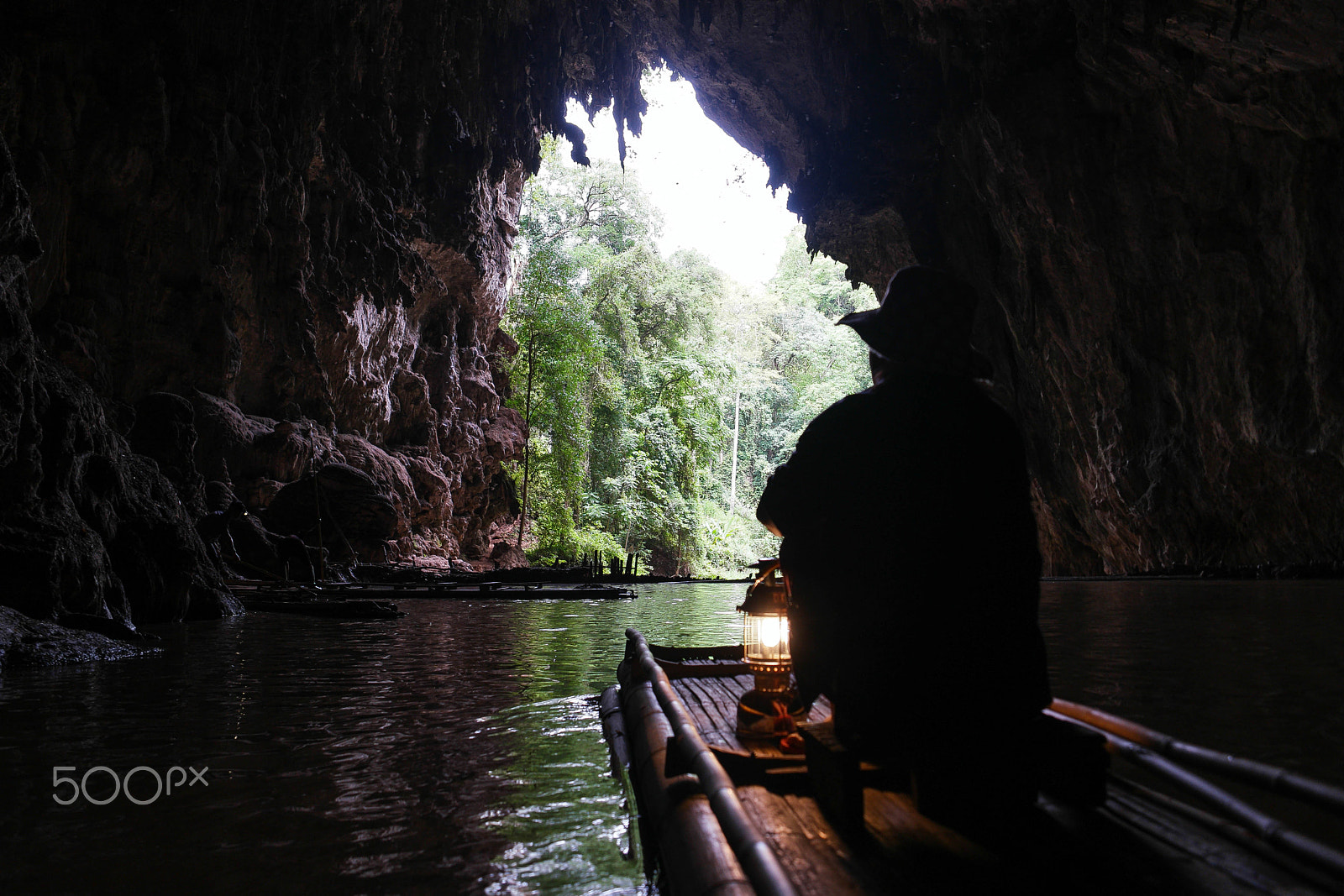 Saumsun NX 16-50mm F2-2.8 S ED OIS sample photo. Lod cave in thailand photography