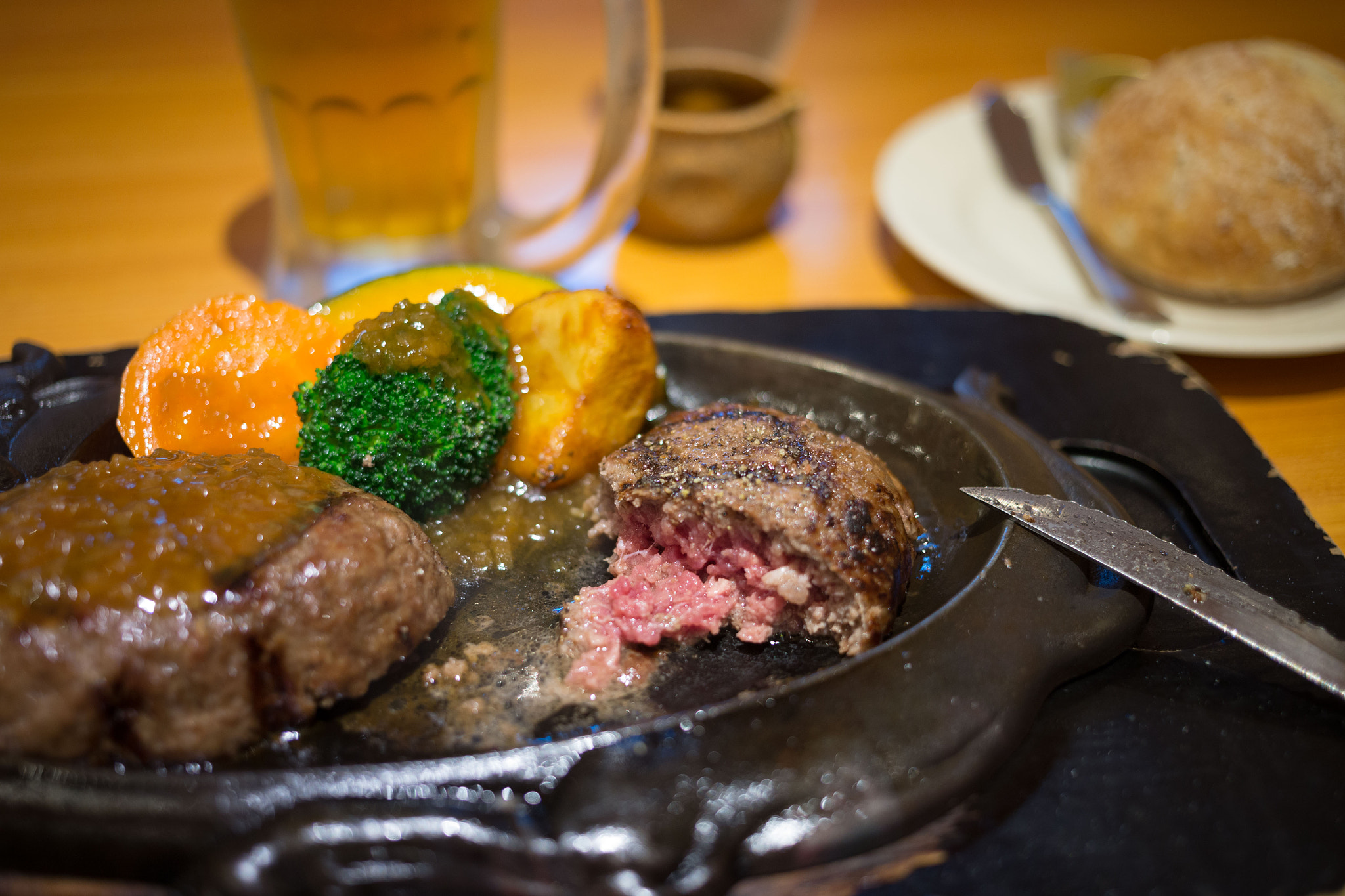 Canon EF 40mm F2.8 STM sample photo. さわやかハンバーグ photography