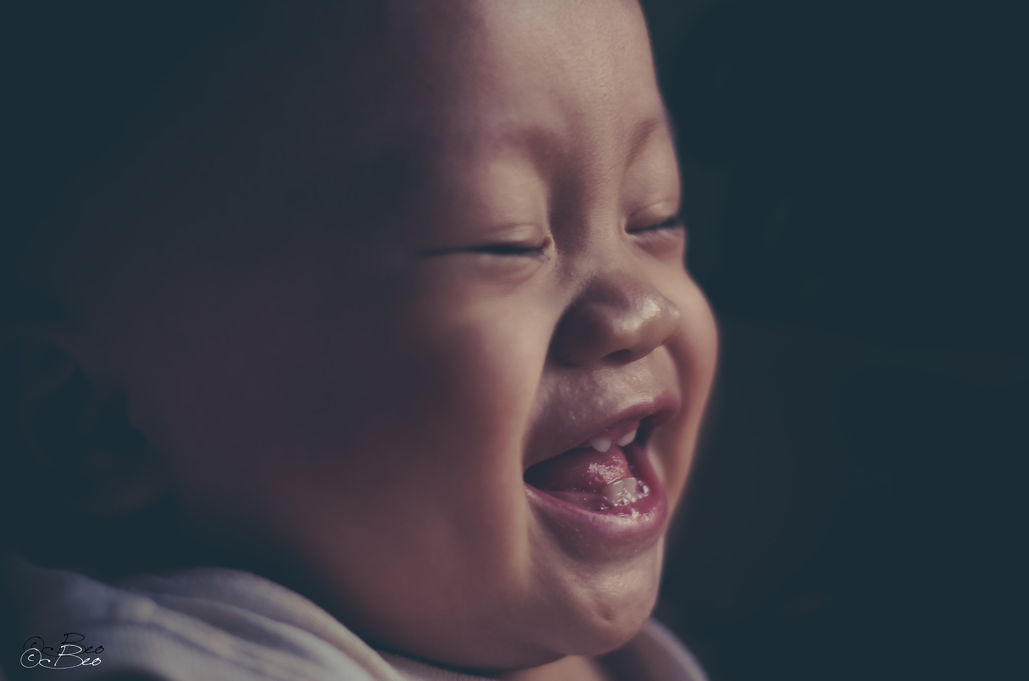 Pentax K-5 + Pentax smc DA 50mm F1.8 sample photo. Baby smile photography