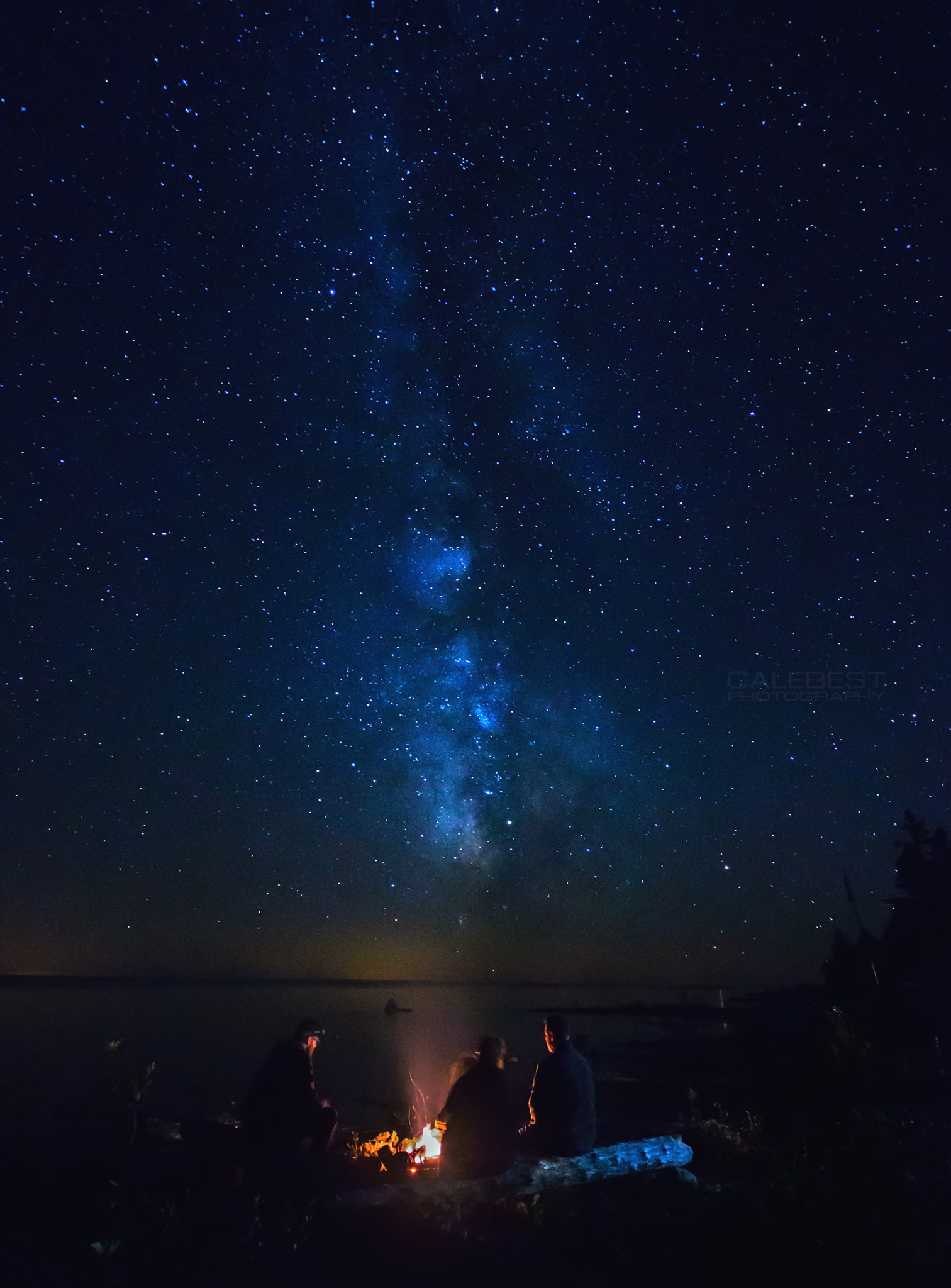 Sigma AF 10-20mm F4-5.6 EX DC sample photo. Milky way campfire photography