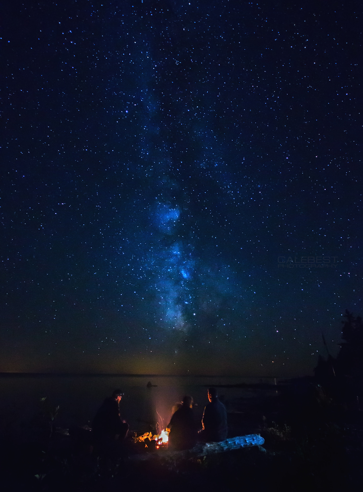 Sony SLT-A77 + Sigma AF 10-20mm F4-5.6 EX DC sample photo. Milky way campfire photography