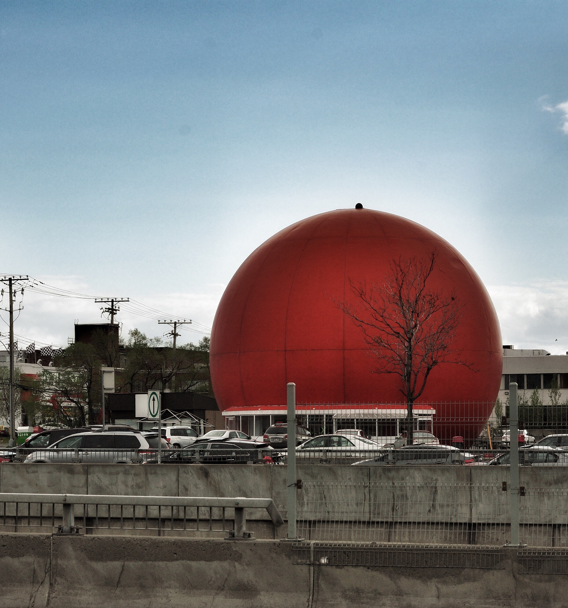 Pentax K200D sample photo. Montreal's orange julep photography