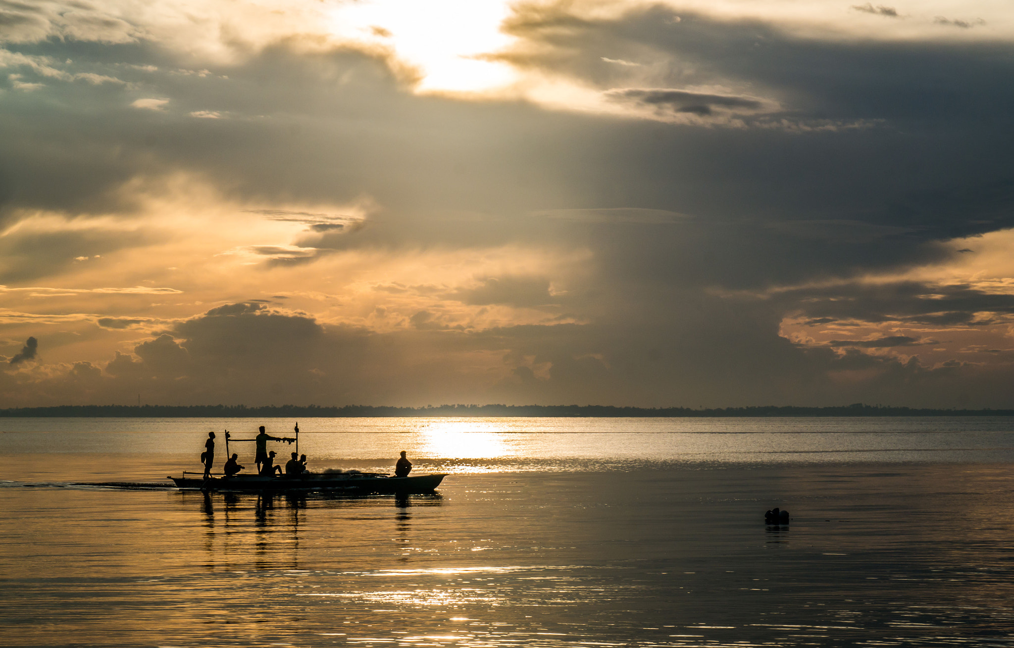 Samsung NX300M + Samsung NX 18-55mm F3.5-5.6 OIS sample photo. Morning fishermen photography