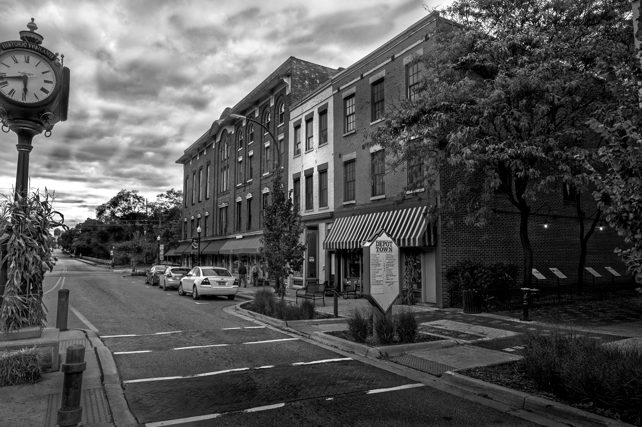 Sigma 24mm F1.4 DG HSM Art sample photo. Depot town photography
