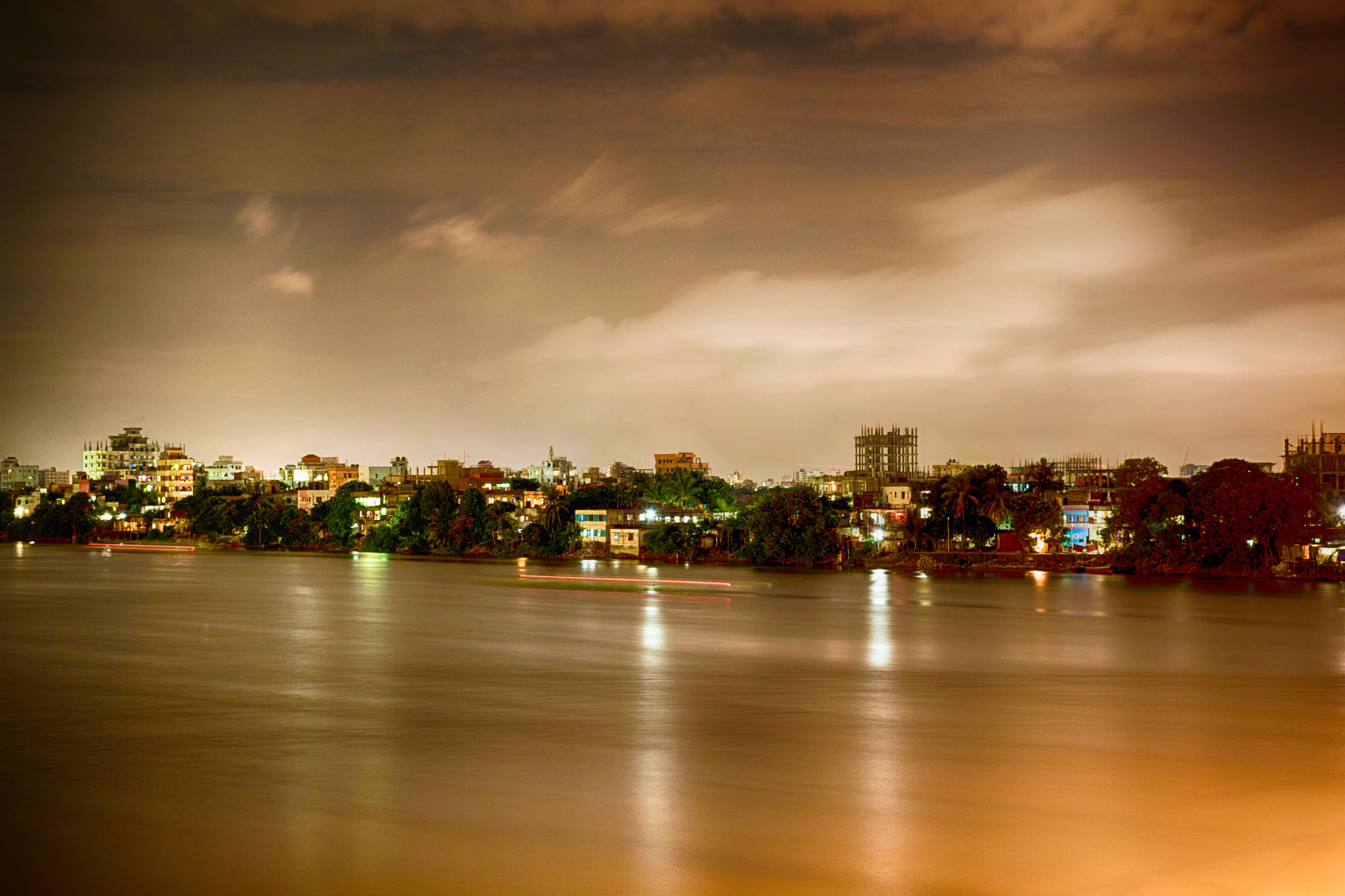 Nikon D5500 + Sigma 18-35mm F1.8 DC HSM Art sample photo. River side photography