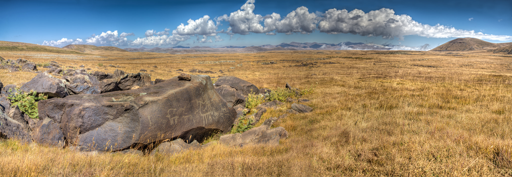 Canon EF 28-300mm F3.5-5.6L IS USM sample photo. Altar of the camel mountain photography