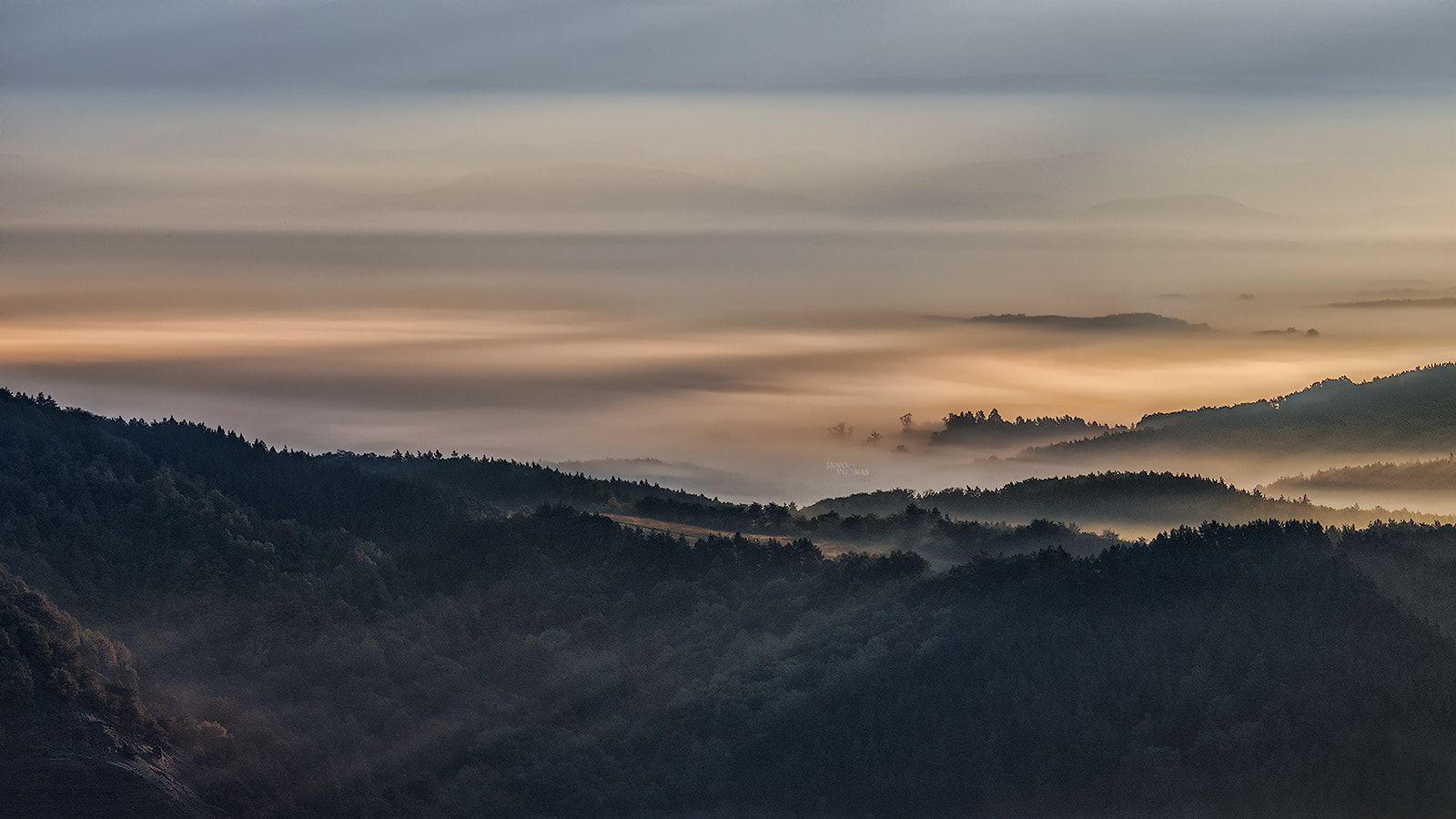 Canon EF 70-210mm f/3.5-4.5 USM sample photo. Misty morning photography