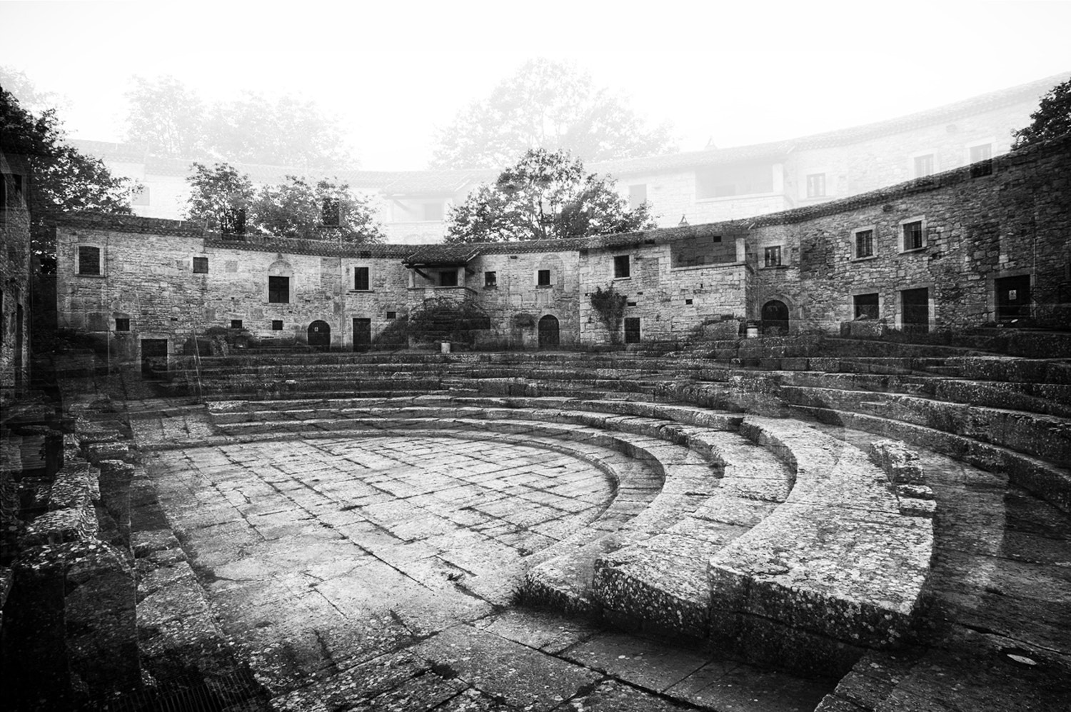 Nikon D700 + Sigma 17-35mm F2.8-4 EX Aspherical sample photo. Altilia. theatre. photography