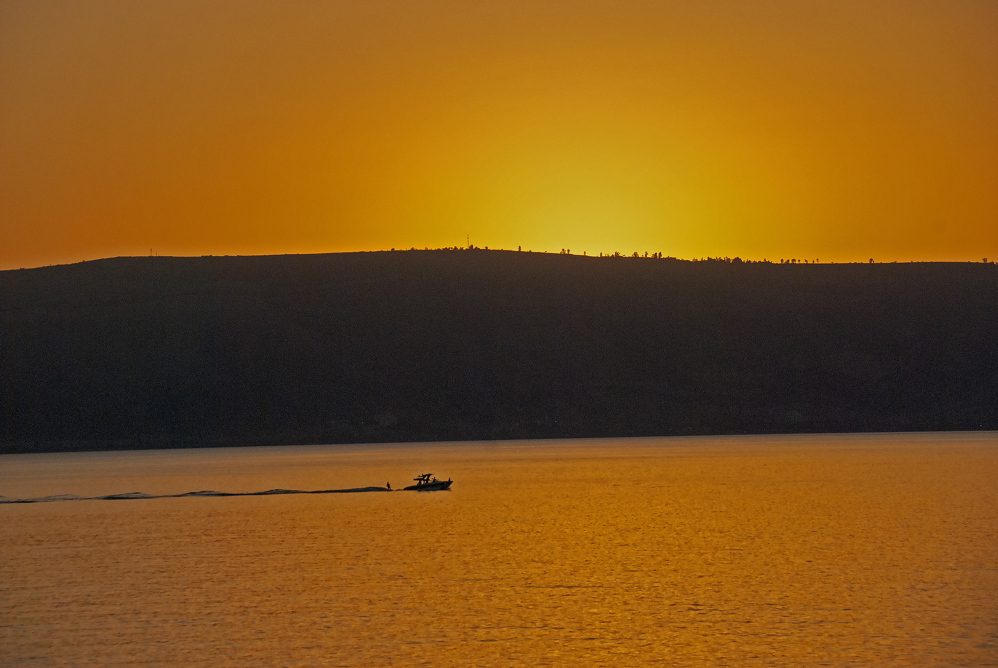 Sigma 18-250mm F3.5-6.3 DC Macro OS HSM sample photo. After sunset. photography