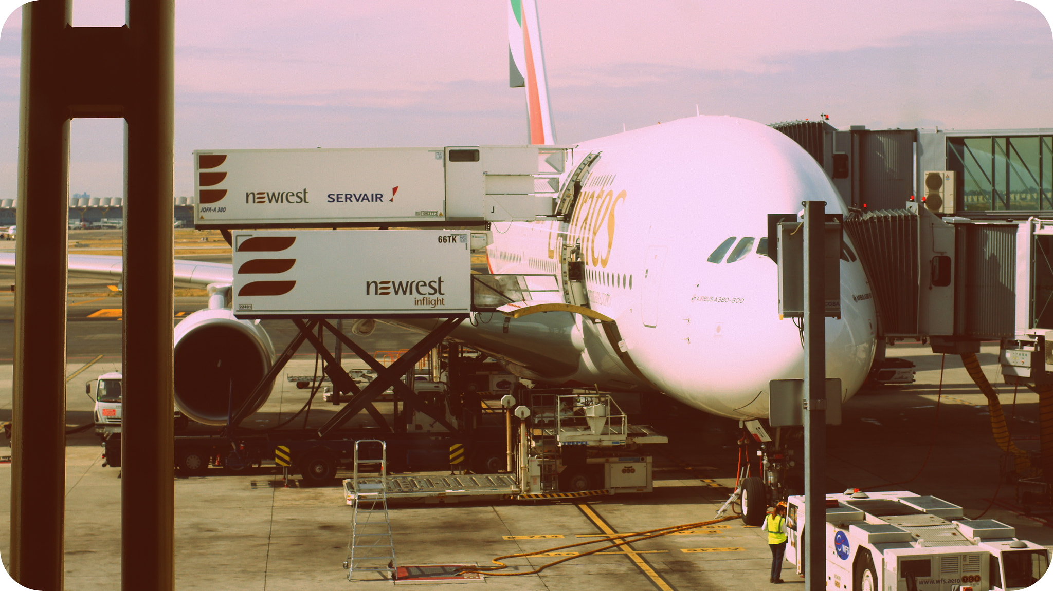 Sony 50mm F1.4 sample photo. Airports & airplanes photography