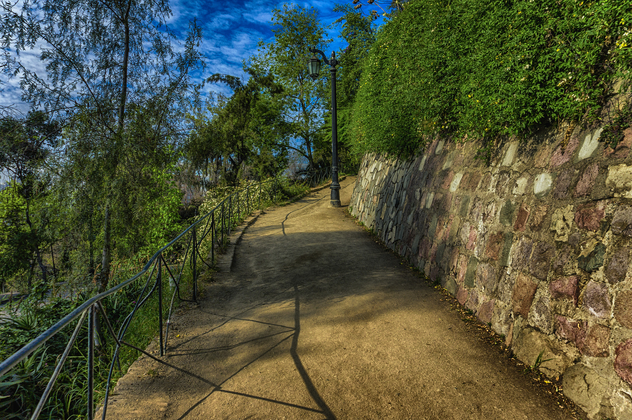 E 18-50mm F4-5.6 sample photo. Sendero cerro santa lucia photography