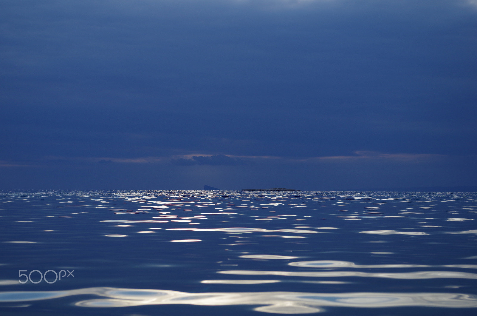 Pentax smc DA 18-55mm F3.5-5.6 AL sample photo. Deep blue photography