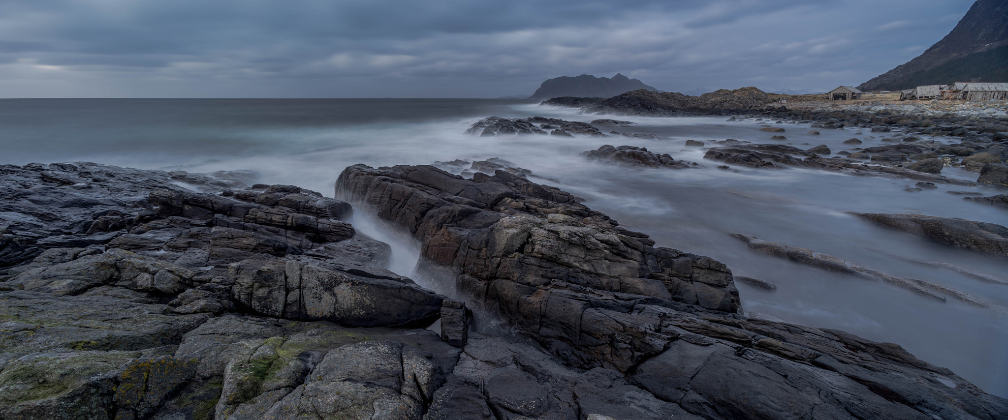 Sony a7 II + Canon TS-E 24mm f/3.5L sample photo. Windy days photography