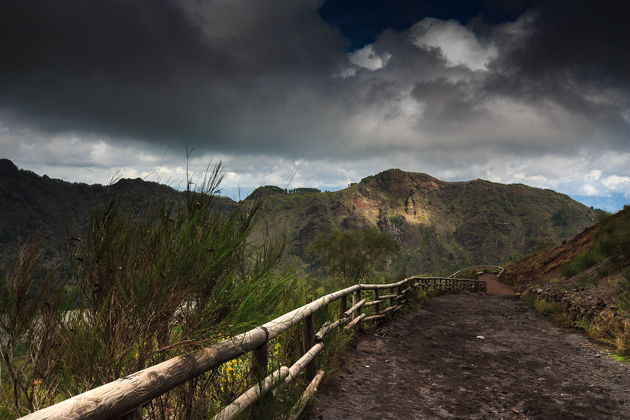Sigma 10-20mm F3.5 EX DC HSM sample photo. Road to vesuvius photography
