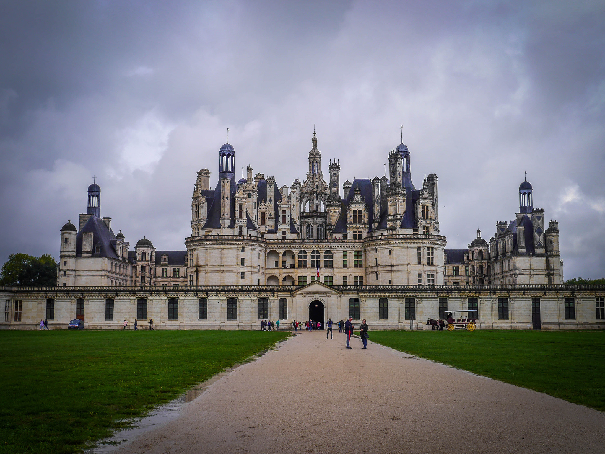 Panasonic Lumix DMC-GF6 sample photo. Château de chambord photography